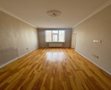 Satılır Yeni Tikili İnşaatçılar m., Yeni Yasamal qəs., Yasamal r.