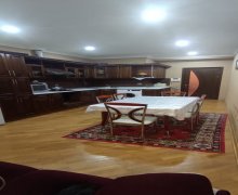 Satılır Yeni Tikili Elmlər akademiyası m., Yasamal qəs., Yasamal r.