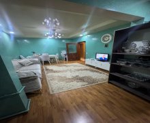 Satılır Köhnə Tikili Neftçilər m., Bakıxanov qəs., Sabunçu r. Satılır Köhnə Tikili Neftçilər m., Bakıxanov qəs., Sabunçu r.