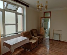 Satılır Köhnə Tikili Neftçilər m., Bakıxanov qəs., Sabunçu r.
