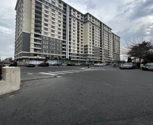 Satılır Yeni Tikili Xalqlar dostluğu m., 8-ci kilometr, Nizami r.