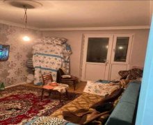 Satılır Köhnə Tikili İnşaatçılar m., Yasamal qəs., Yasamal r.