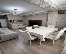 Satılır Yeni Tikili Bakıxanov qəs., Sabunçu r.