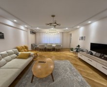 Satılır Yeni Tikili İnşaatçılar m., Yasamal qəs., Yasamal r.