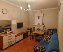 Satılır Köhnə Tikili Elmlər akademiyası m., Yasamal r.