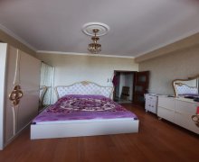 Satılır Yeni Tikili Xırdalan ş. Satılır Yeni Tikili Xırdalan ş.