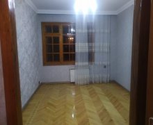 memar ecemide satilan evler Memar Əcəmi m., Nəsimi r.