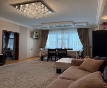 Satılır Yeni Tikili İnşaatçılar m., Yeni Yasamal qəs., Yasamal r.