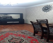 Satılır Köhnə Tikili Xalqlar dostluğu m., 8-ci kilometr, Nizami r.