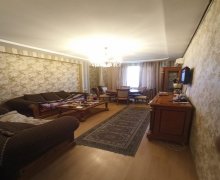 Satılır Yeni Tikili İnşaatçılar m., Yeni Yasamal qəs., Yasamal r.