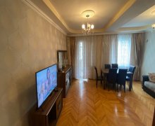 Satılır Köhnə Tikili Neftçilər m., 8-ci kilometr, Nizami r.