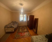 Satılır Köhnə Tikili Xalqlar dostluğu m., 8-ci kilometr, Nizami r.