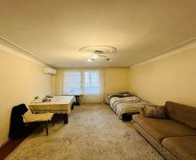 Satılır Köhnə Tikili İnşaatçılar m., Yasamal r.