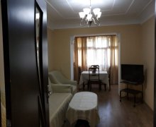 Satılır Köhnə Tikili İnşaatçılar m., Yasamal r.