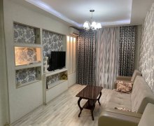 razinde 3 otaqli evler Neftçilər m., Bakıxanov qəs., Sabunçu r.