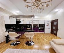 qara qarayevde satilan evler Qara Qarayev m., Nizami r.