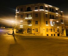 iceri seherde aylıq kiraye evler İçərişəhər m., Səbail r.