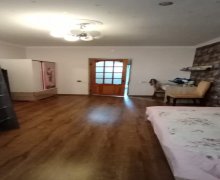 Satılır Köhnə Tikili Elmlər akademiyası m., Yasamal r.