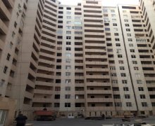 Satılır Yeni Tikili Azadlıq m., 8-ci mikrorayon, Binəqədi r.