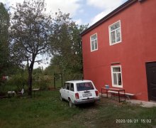 Satılır Həyət evi/villa Quba ş. Satılır Həyət evi/villa Quba ş.