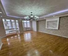 Satılır Yeni Tikili İnşaatçılar m., Yeni Yasamal qəs., Yasamal r.