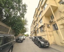 Kirayə (aylıq) Köhnə Tikili Elmlər akademiyası m., Yasamal r.