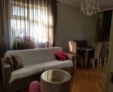 Kirayə (aylıq) Köhnə Tikili Xalqlar dostluğu m., Nizami r.