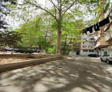 Satılır Yeni Tikili Elmlər akademiyası m., Yasamal r.