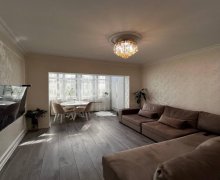 Satılır Köhnə Tikili Azadlıq m., 8-ci mikrorayon, Binəqədi r.