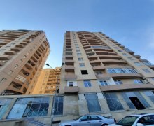 Satılır Yeni Tikili Qaraçuxur qəs., Suraxanı r.