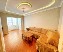 Satılır Köhnə Tikili Memar Əcəmi m., 9-cu mikrorayon, Binəqədi r.