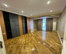 Satılır Yeni Tikili Memar Əcəmi m., Nəsimi r.