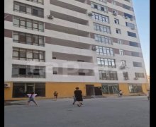 Satılır Yeni Tikili İnşaatçılar m., Yasamal qəs., Yasamal r.