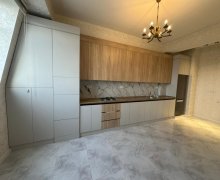 Satılır Yeni Tikili Xırdalan ş.