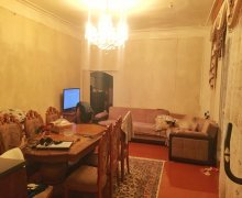 Satılır Köhnə Tikili Nizami m., Yasamal r.