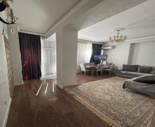 Satılır Yeni Tikili Bayıl qəs., Səbail r. Satılır Yeni Tikili Bayıl qəs., Səbail r.