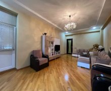 Satılır Yeni Tikili İnşaatçılar m., Yeni Yasamal qəs., Yasamal r.