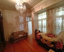 Satılır Köhnə Tikili Sahil m., Nəsimi r.