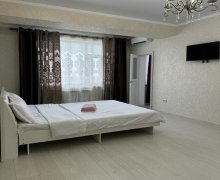 Kirayə (günlük) Yeni Tikili İnşaatçılar m., Yasamal qəs., İctimai telekanalı, Yasamal r. Kirayə (günlük) Yeni Tikili İnşaatçılar m., Yasamal qəs., İctimai telekanalı, Yasamal r.