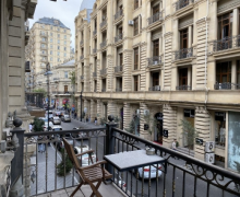 Satılır Köhnə Tikili Sahil m., Səbail r.