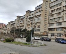 Satılır Köhnə Tikili Nəsimi m., 4-cü mikrorayon, Nəsimi r.