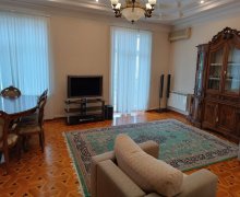 Kirayə (aylıq) Köhnə Tikili İçərişəhər m., Yasamal qəs., Yasamal r.