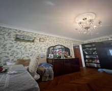 Satılır Köhnə Tikili Gənclik m., Nəsimi r.