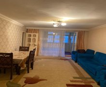 Satılır Köhnə Tikili Elmlər akademiyası m., Yasamal r.