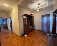 Satılır Yeni Tikili Neftçilər m., 8-ci kilometr, Nizami r. Satılır Yeni Tikili Neftçilər m., 8-ci kilometr, Nizami r.