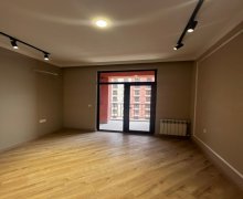 Satılır Yeni Tikili Dərnəgül m., 7-ci mikrorayon, Binəqədi r.