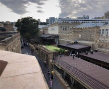 iceri seherde aylıq kiraye evler İçərişəhər m., Səbail r.