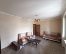 Satılır Köhnə Tikili Xətai r.