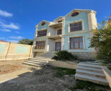 Satılır Həyət evi/villa Səbail r.