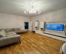 Satılır Yeni Tikili Elmlər akademiyası m., Yasamal r.